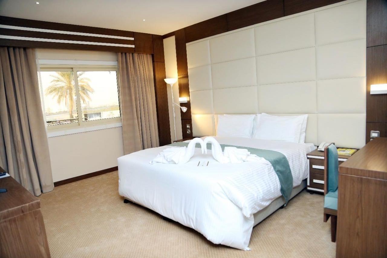 One Bedroom Junior Suite,812569455:JPEG